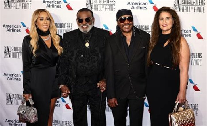 Ron Isley Net Worth – How Much is Isley Worth?