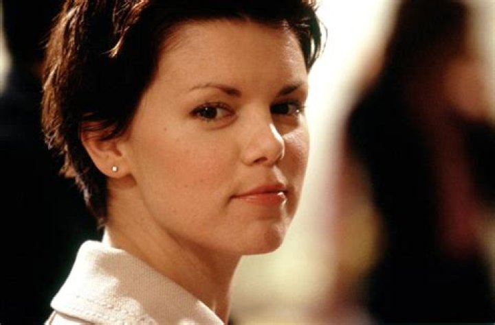 Sarah-Jane Potts Net Worth – How Much is Potts Worth?