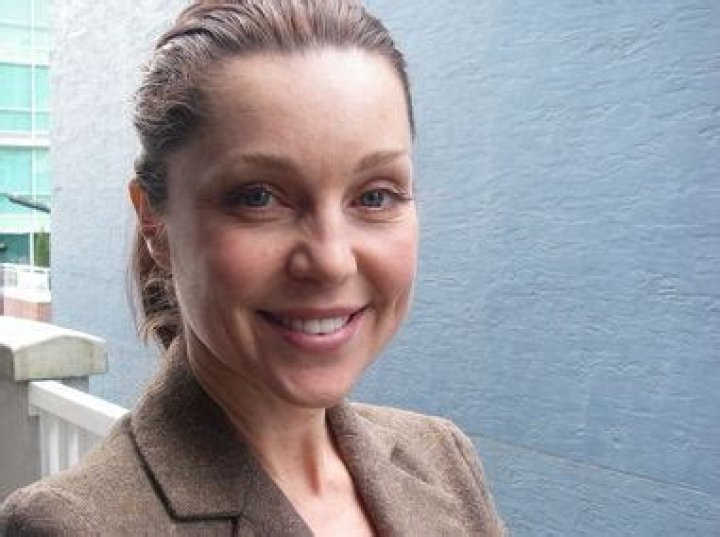 Sarah Jane Redmond – Biography, Facts & Life Story