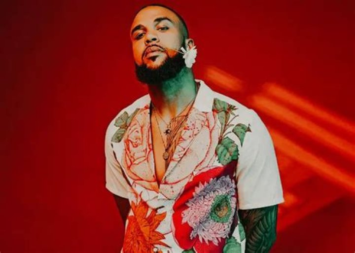 Singer Jidenna revealed he needed mentorship when it comes to dating