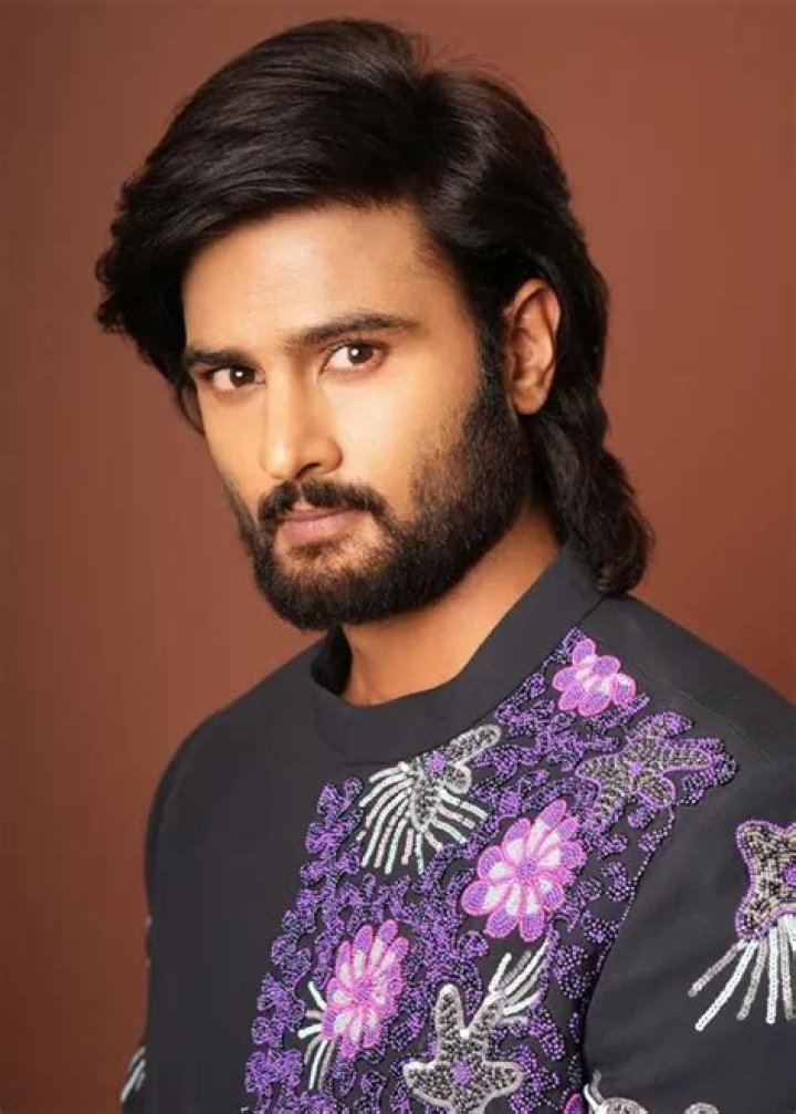Sudheer Babu – Biography, Facts & Life Story