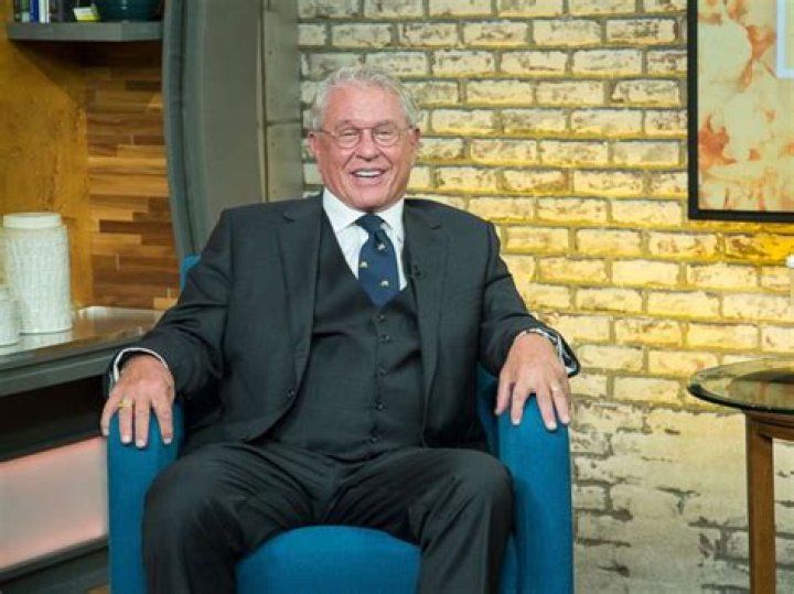 Tom Berenger – Biography, Facts & Life Story