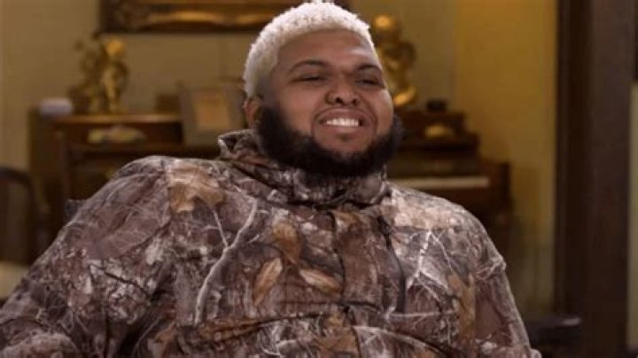 Tommy Brown Net Worth - How Much Does Tommy Brown Make?