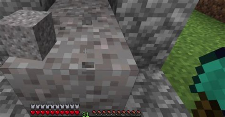 Want to Get Flint in ‘Minecraft’ Fast? Here Are Some Ways to Get the Raw Material