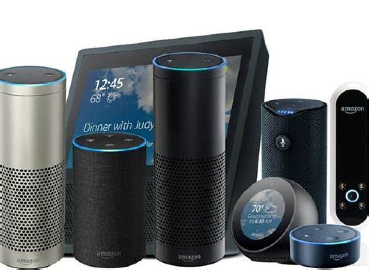 What Does It Mean if Your Amazon Alexa Device Is Flashing or Blinking Different Colors?