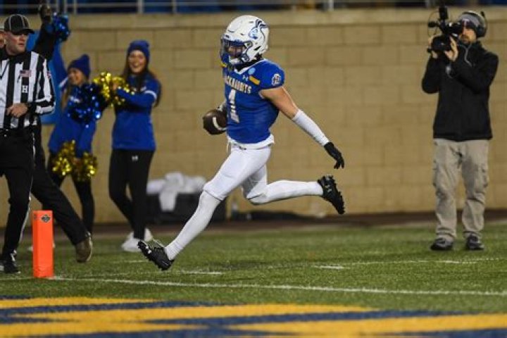 Who Are the Janke Twins? Jadon and Jaxon Janke Are Double Trouble for South Dakota State