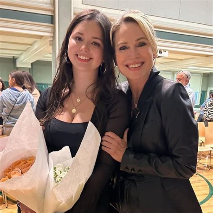 Who Is Annalise Glick, Dean Phillips Wife? Daughter Daniela