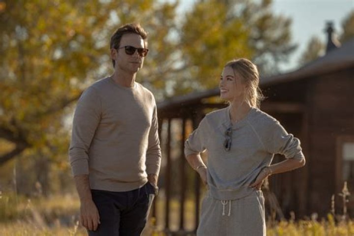 Who Plays the Therapist on 'All American' TV Show? Info on the Actor